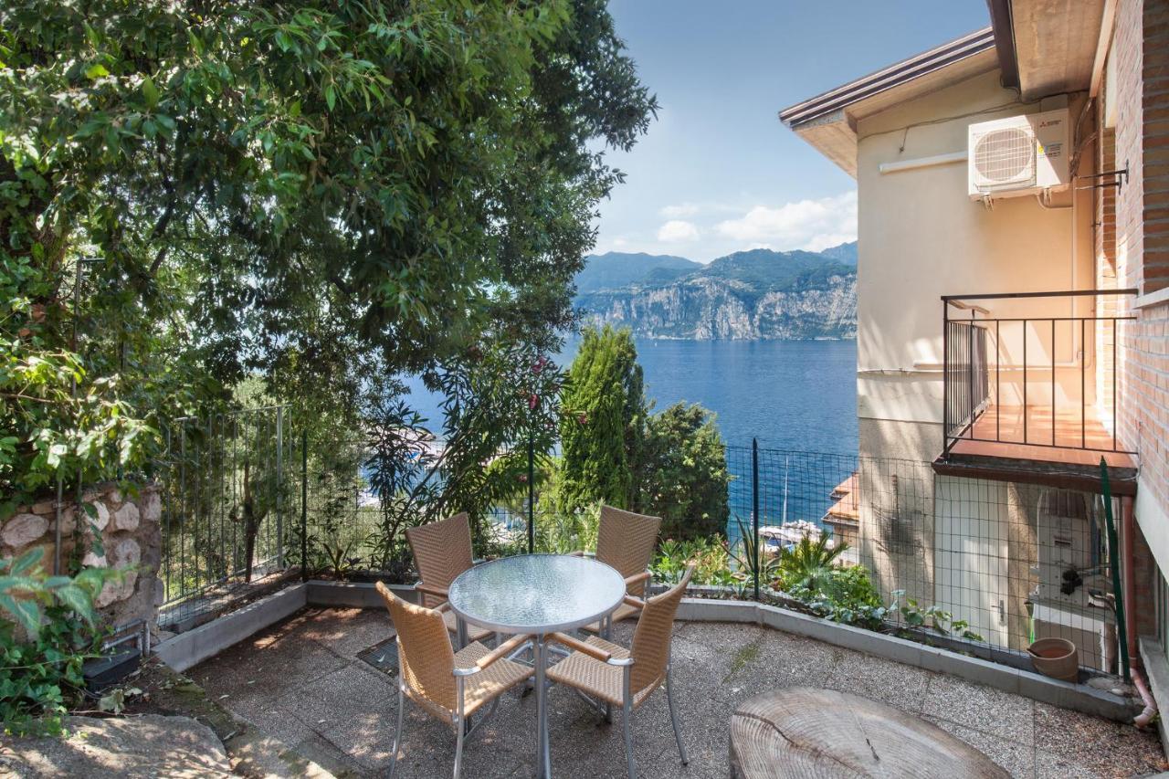 Apartment Windows On The Lake Malcesine Exteriér fotografie